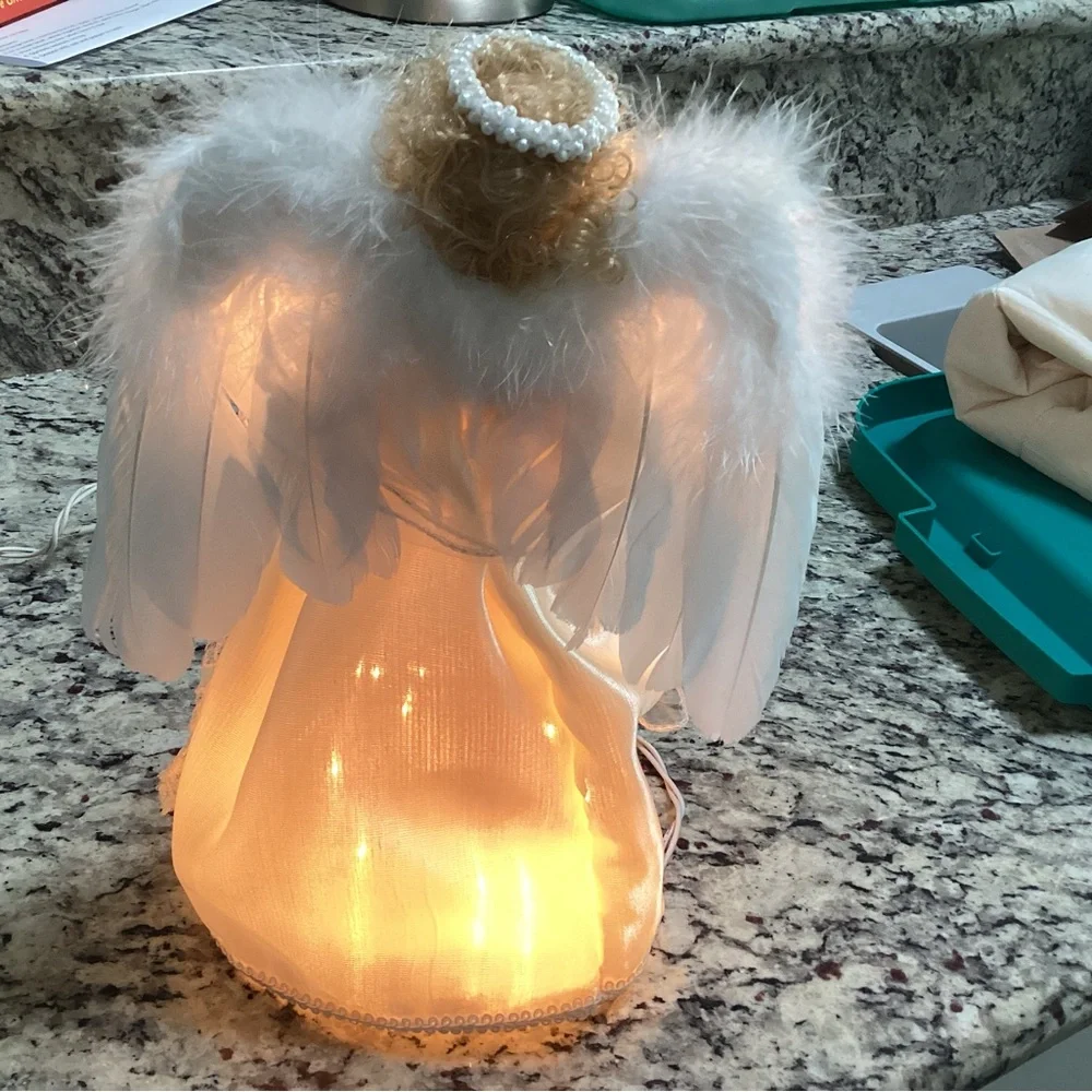 Kurt Adler Holiday Angel Tree Topper - Picture 2 of 6